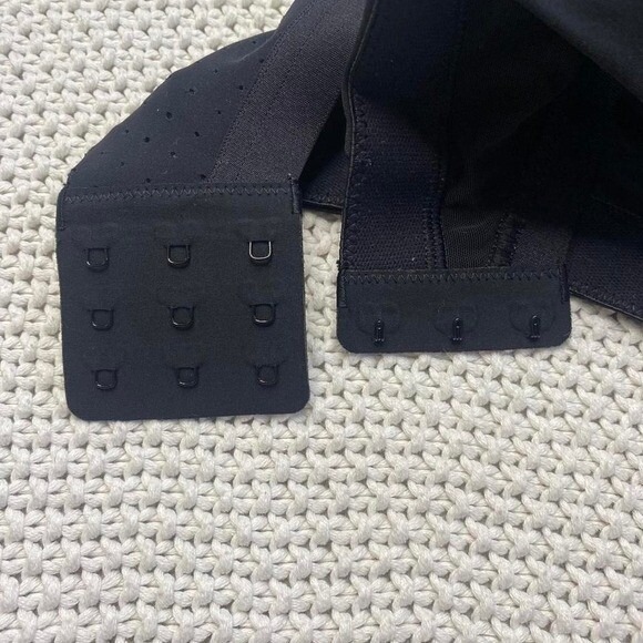 Lululemon Sports Bra - Picture 6 of 6